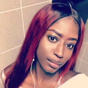 Meet your Posher, Ndeye